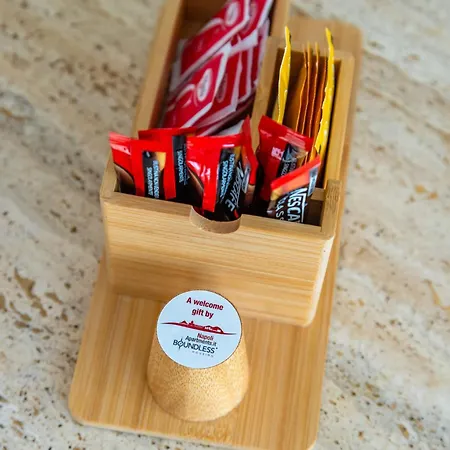 شقة Santa Chiara Charming House With Terrace At Historical Center