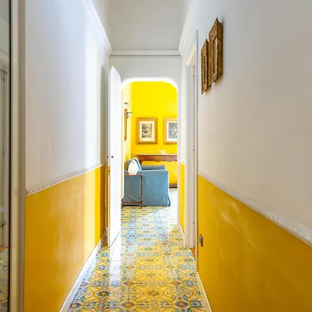 شقة Santa Chiara Charming House With Terrace At Historical Center نابولي