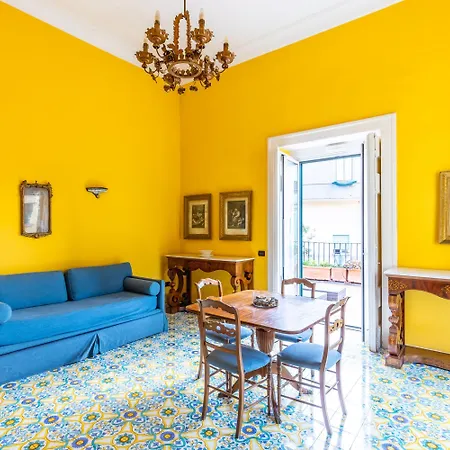Apartmán Santa Chiara Charming House With Terrace At Historical Center *